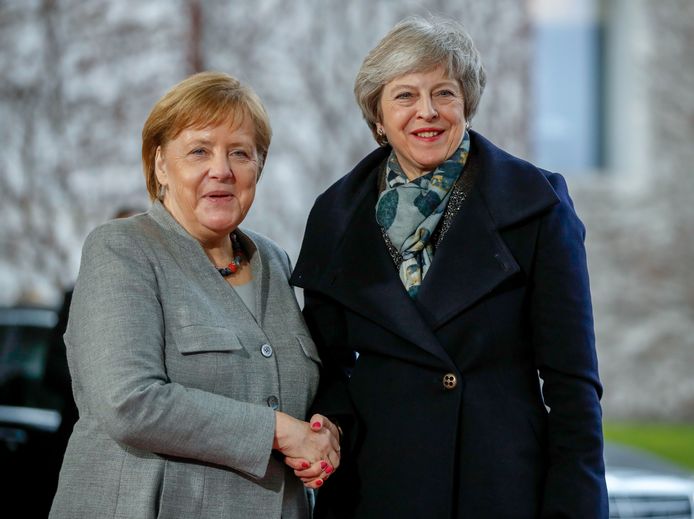 Merkel en May tijdens een ontmoeting in december vorig jaar.