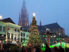 Roosendaalse horeca pakt uit met kerstboom van 20.000 piek: ‘We laten ons niet ondersneeuwen’