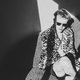 Vito geniet van de verveling en de zon op nieuwe single 'Hot Young Girl'
