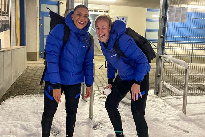 Shanice van de Sanden en Sefanie van der Gragt in Tsjechië