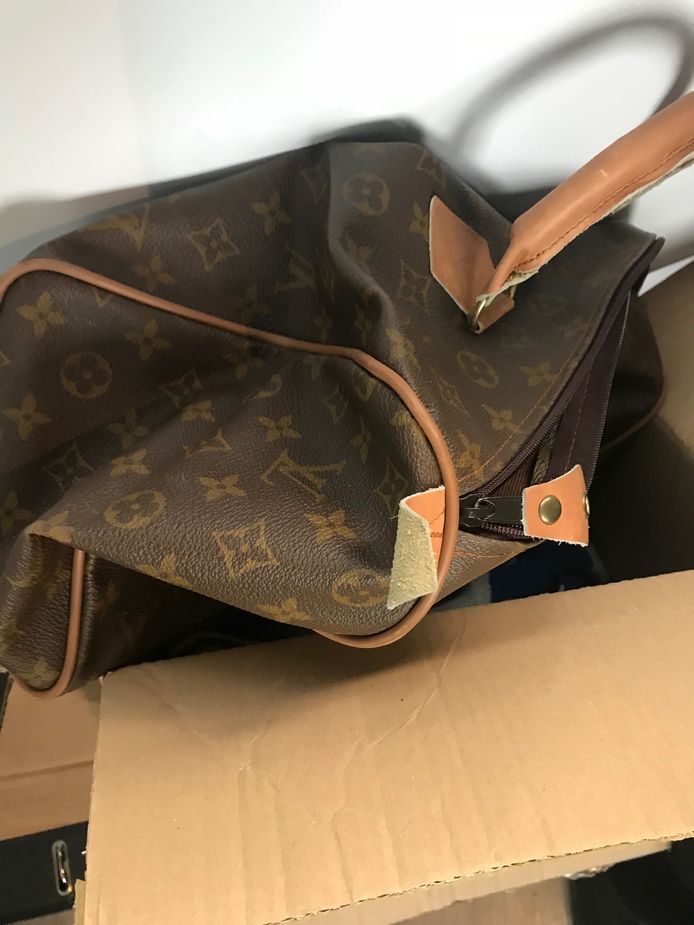 Atheneum leerlingen leren hoe je valse Louis Vuitton handtas kan