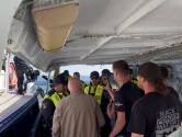 Tien Urker vissers die Ketelbrug wilden blokkeren om boeren te ondersteunen zitten nog in de cel