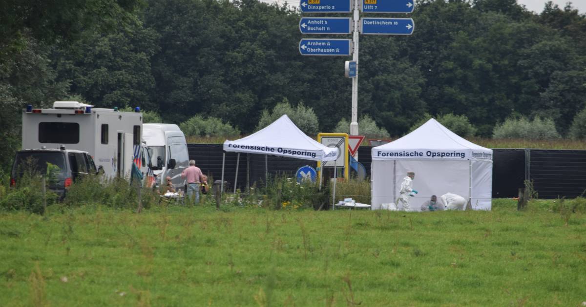 Wie is dode man in Breedenbroek?