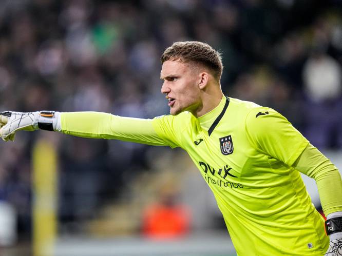 Manchester United toont interesse in Verbruggen: Anderlecht wil 15 miljoen voor goudhaantje en hoopt ‘m ook na verkoop nog seizoen te kunnen huren