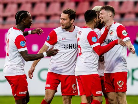 FC Utrecht knokt zich langs Willem II op pijnlijke avond voor Van Beek