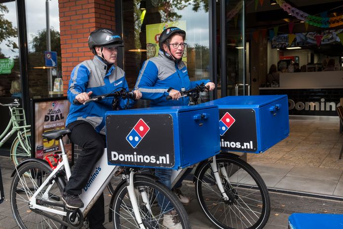 Een pizza laten bezorgen wordt steeds lastiger door tekort aan personeel | Dordrecht |