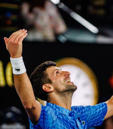 Nadal et Federer félicitent Djokovic après son 22e titre en Grand Chelem