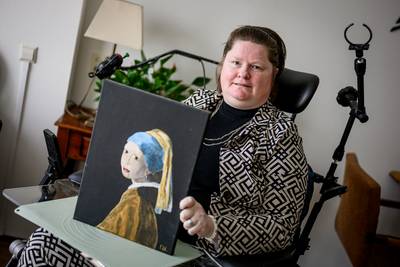 Werk van ernstig gehandicapte Daniëlle uit Twente hangt tijdelijk op de plek van wereldberoemd ‘Meis