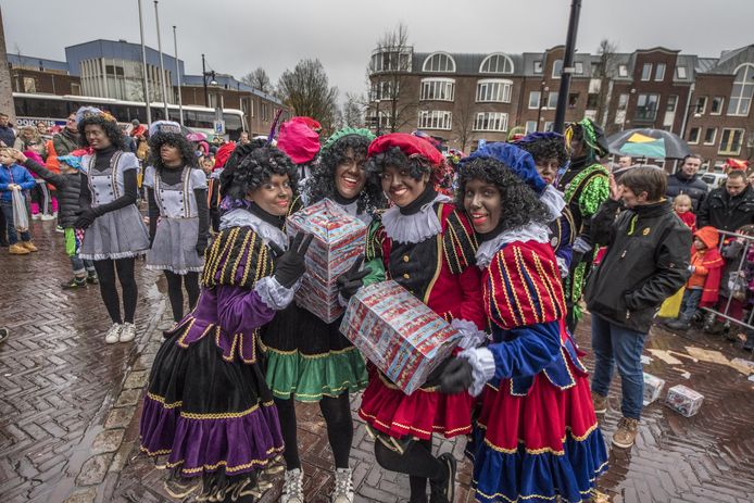 stil Pence is genoeg Oldenzaal breekt met traditie: Zwarte Piet maakt plaats voor roetveegpiet |  Oldenzaal | tubantia.nl