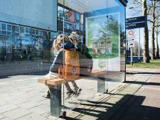 Een sigaret opsteken tijdens het wachten op de bus? Dat kan in 2022 niet meer in Utrecht en Nieuwegein