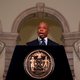 Nieuwe burgemeester New York brengt omstreden politieteam terug en belooft stad wapenvrij te maken