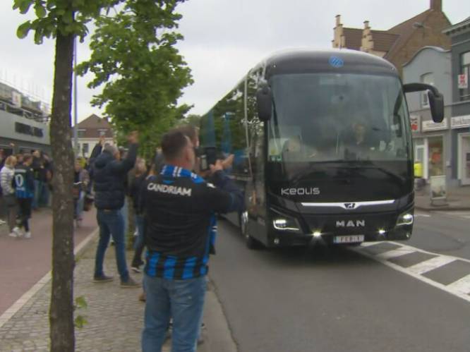 LIVEBLOG. Spelersbus op weg naar stadion luid aangemoedigd - Italiaanse fans verzamelen in Brugse binnenstad zonder incidenten