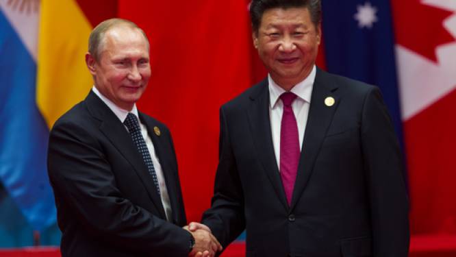 Xi Jinping nodigt Poetin uit voor bezoek aan China