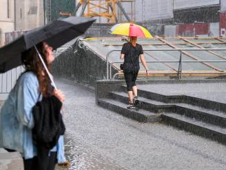 WEERBERICHT. Stralend weekend gaat van start met temperaturen tot 22 graden, later vandaag kans op (onweers)buien
