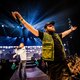 Donnie live is een vrolijk rommeltje: alsof iemand met adhd steeds een nummer verder klikt ★★★☆☆