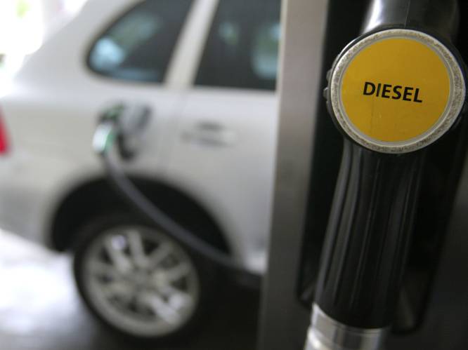 Dieselprijs naar hoogste niveau sinds 2013: volle tank kost 25 euro minder over de grens