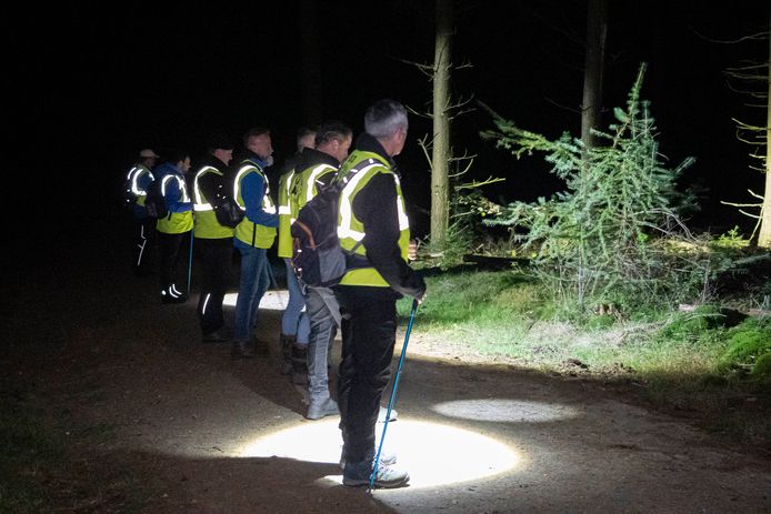 Onze fotograaf was getuige van de zoekactie op de Ginkelse Hei die nog zonder resultaat was.