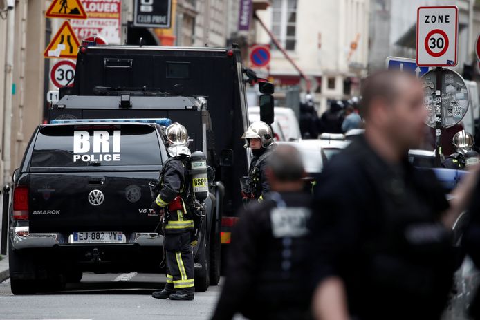 De Onderzoeks- en Interventiebrigade van de Franse politie is ter plaatse.