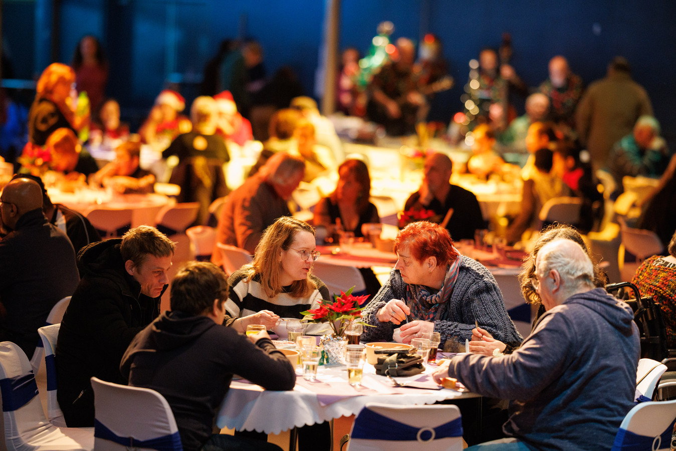 Jaarlijks kerstdiner van Samen Verdelen ‘Voor mij is dit het eerste