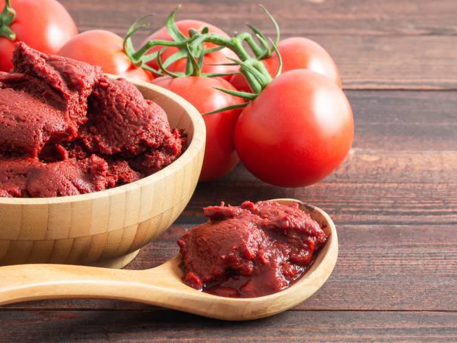 Zo voorkom je dat je tomatensaus te zuur of bitter smaakt: “Dit trucje zorgt voor het lekkerste resultaat”