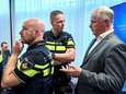 Agent duikt onder met gezin na doodsbedreigingen buurtbewoner: ‘Bescherm agenten beter’