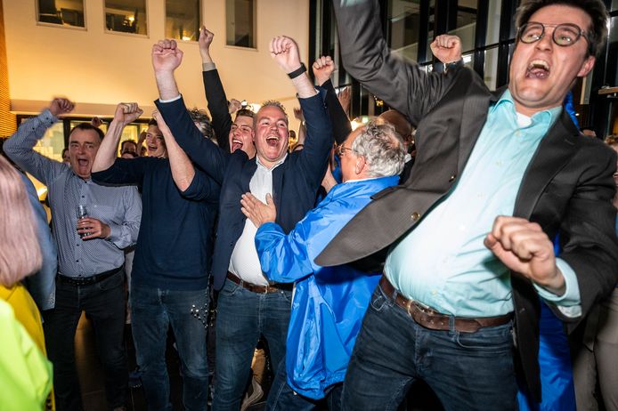 Vreugde bij de lokale partij VDG, die in maart als grote winnaar uit de bus kwam bij de verkiezingen in Oss.