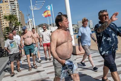 Bare-chested Britons in particular may feel addressed: Malaga is fed up with tourist behaviour