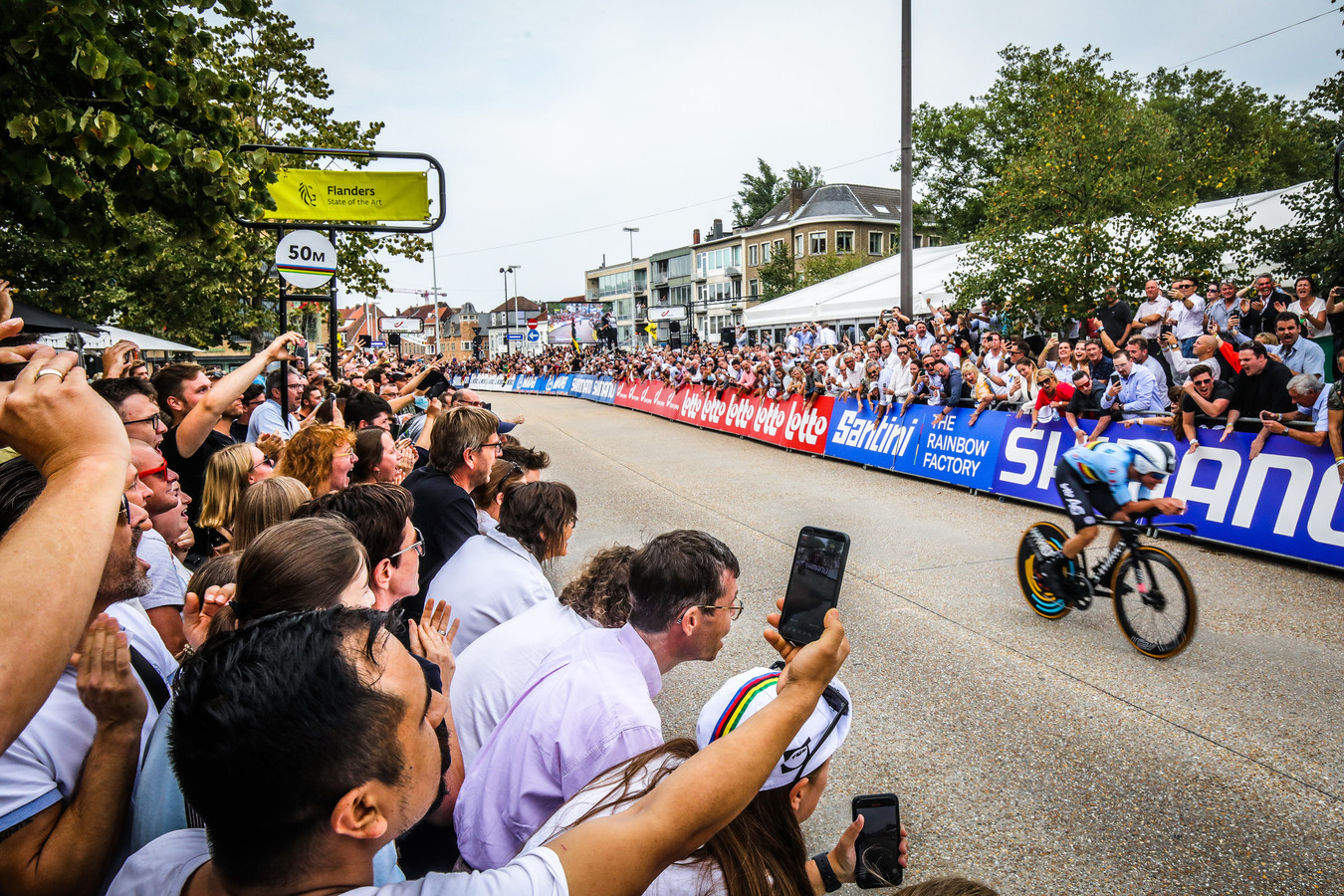De aankomst van Remco Evenepoel in Brugge.