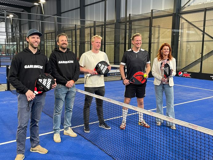 Garrincha opent gloednieuw padel- en petanquecomplex in Heule: “Moet ...
