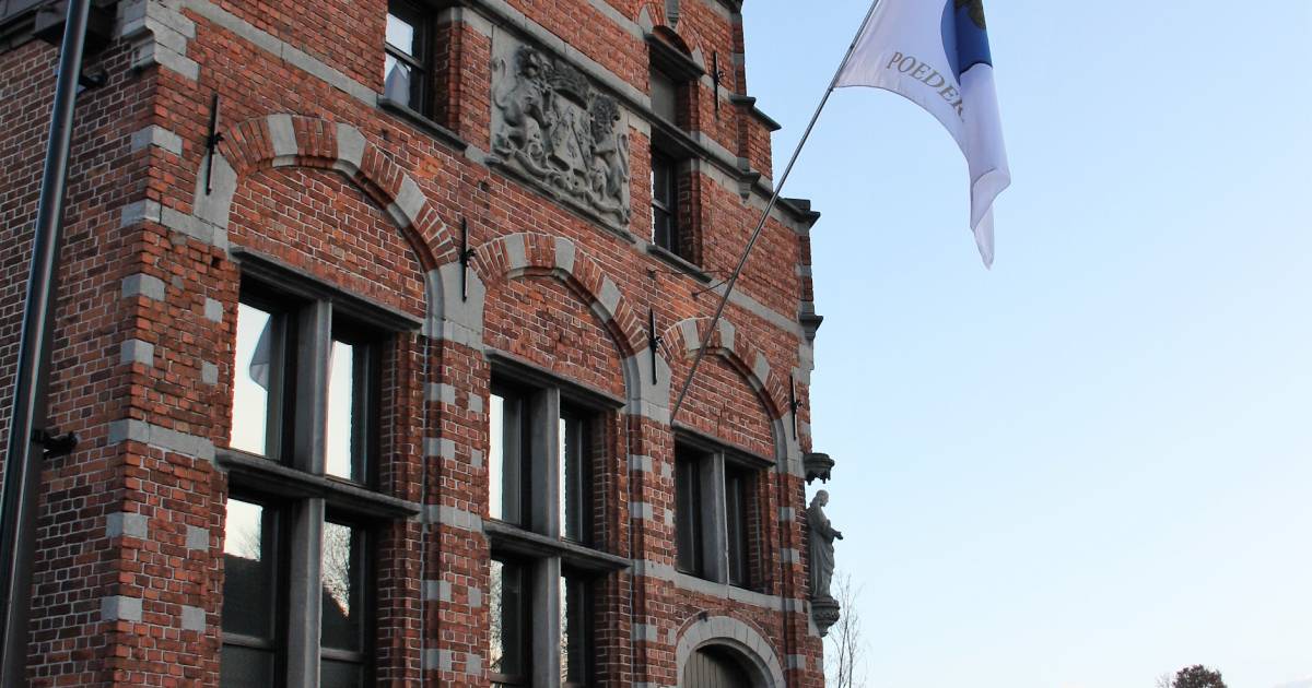 Gezocht erfpachtnemer voor oud gemeentehuis Poederlee Lille hln.be