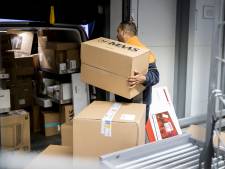 PostNL moet dit jaar 20 miljoen euro besparen en schrapt enkele honderden banen