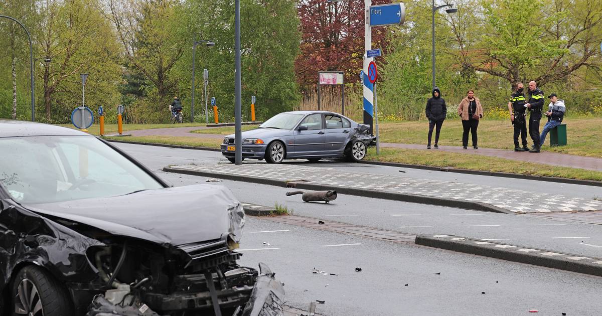 ‘Enorme klap’ bij auto-ongeluk in Waalwijk.