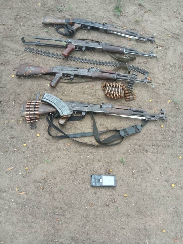 Vorige maand nam het leger van Nigeria illegale automatische wapens in beslag.