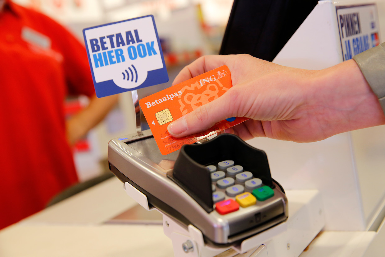 Opschudding Whitney Ramkoers Minder winkels accepteren contant geld, vooral in Overijssel en Utrecht
