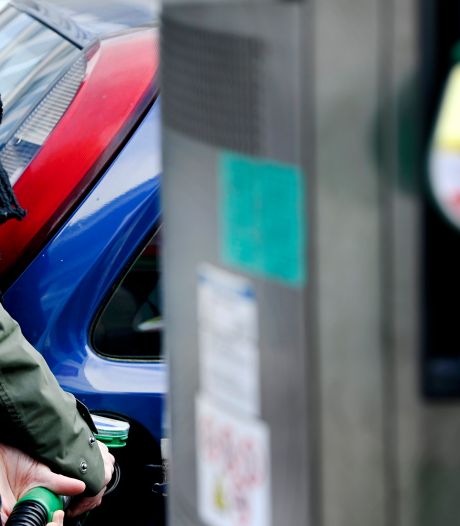 N’attendez pas pour faire le plein: l’essence et le diesel plus chers ce samedi