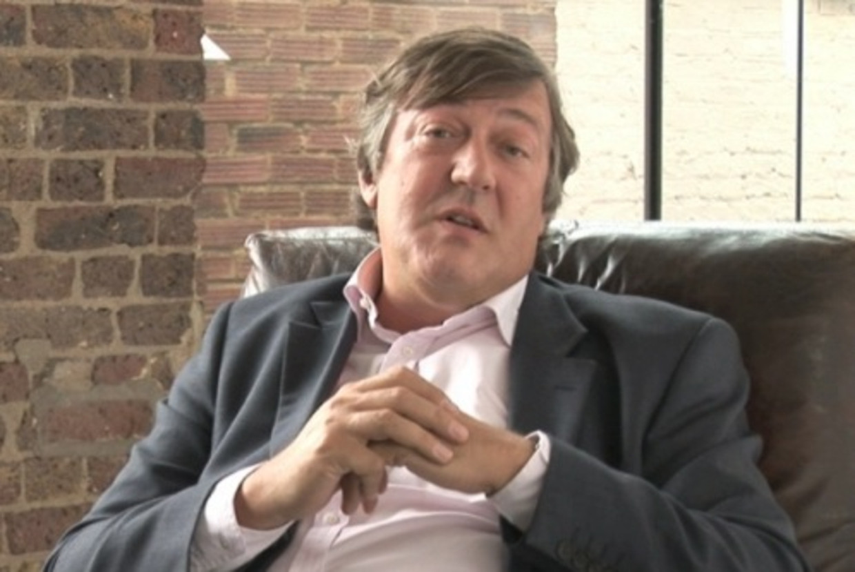 Stephen Fry wordt mogelijk vervolgd vanwege zijn uitspraken over God. Beeld Wikimedia