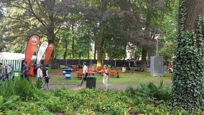 Nieuw deze editie is het loungegedeelte. Met speciaalbier, barbecue en loungemuziek.