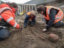 Skeletten, nederzettingen en meer: archeologen leggen geschiedenis van Raalte bloot