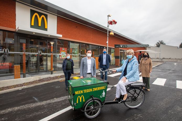 Truienaars en passanten kunnen vanaf dinsdag langs bij de gloednieuwe McDonald’s in Sint-Truiden.