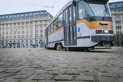 Verdachte in de cel voor poging ontvoering meisje (12) op Brusselse tram