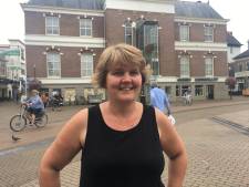 Hetty (47) uit Apeldoorn gaat ‘de app’ downloaden, maar Bas (22) en Lu (88) vinden dat weinig zinvol