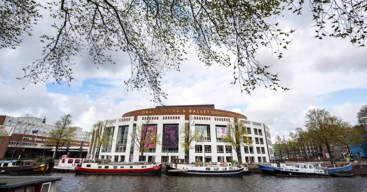 National Ballet & Opera verkauft 10.000 Kostüme, Hüte und Schuhe |  Zeigen