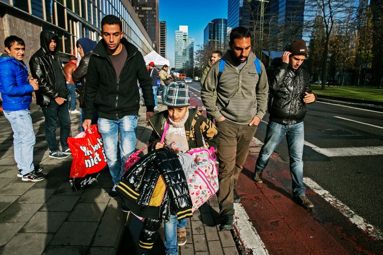 Vluchtelingen in Brussel tijdens de asielcrisis van 2015. (Archiefbeeld) Beeld Tim Dirven