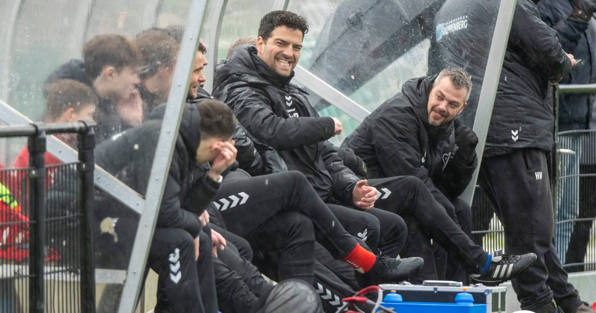 Rob van Diermen neemt afscheid bij Hoevelaken, SEC op zoek naar nieuwe trainer