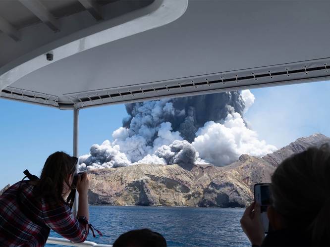 Vijf doden en meerdere gewonden bij vulkaanuitbarsting in Nieuw-Zeeland, toeristen van cruiseschip vermist