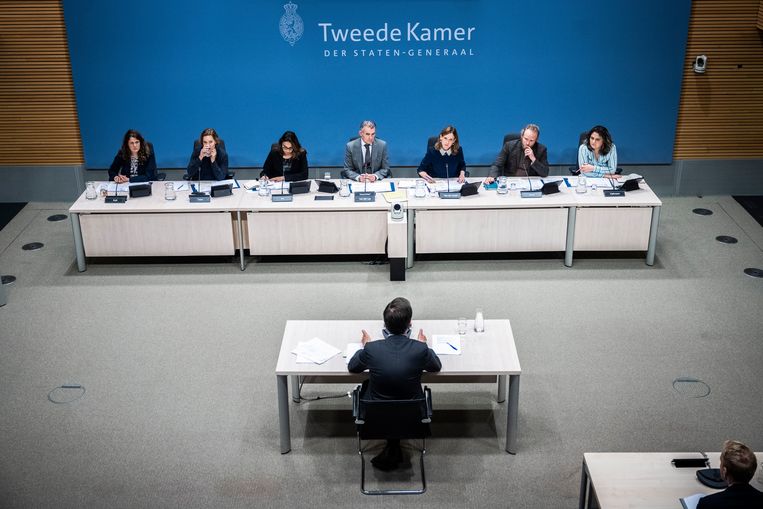 Premier Rutte vorig jaar tijdens de openbare verhoren van de Parlementaire Enquêtecommissie over de aardgaswinning in Groningen. 

 Beeld Kees van de Veen
