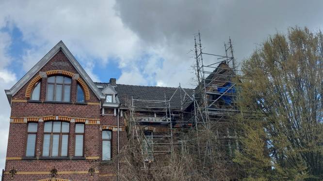 Fotograaf denkt dat hij leegstaand pand binnendringt, dan komt bewoner met een mes: “Ik doe geen vlieg kwaad, maar kom niet bij me binnen”
