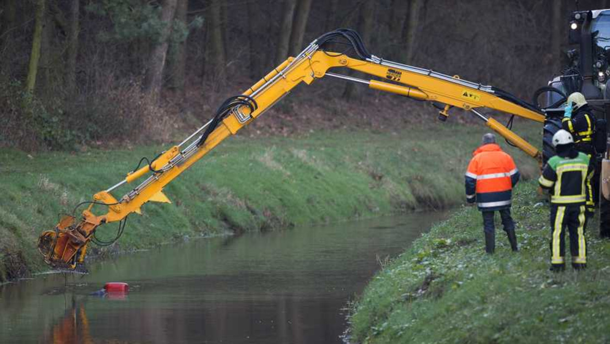 Afgelopen weekend werden op verschillende plekken in het land grote hoeveelheden gedumpt chemisch afval gevonden. Beeld anp