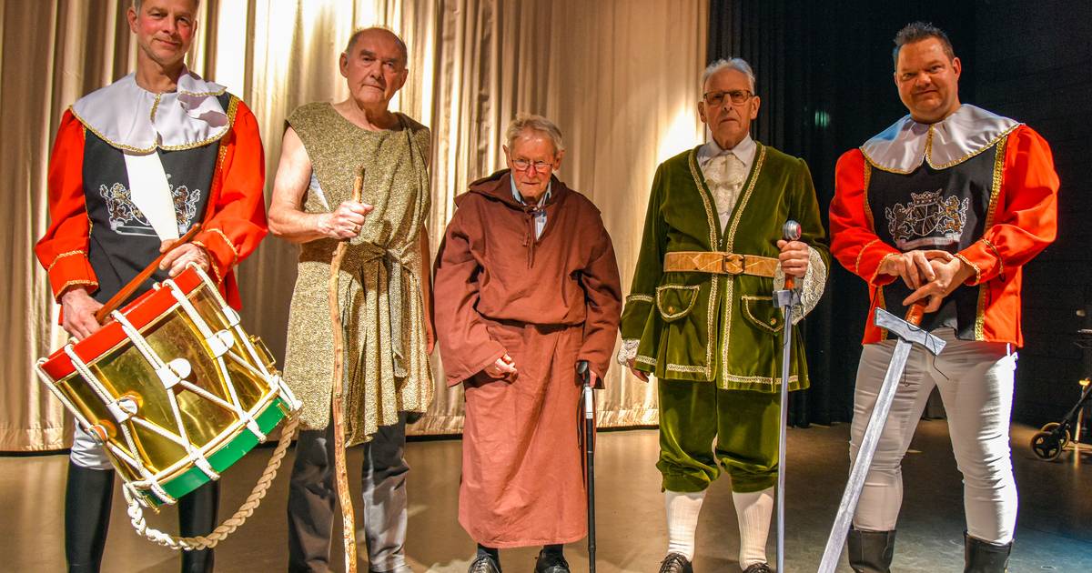 Half Casteren betrokken bij openluchtspektakel over heilige Elisabeth - Eindhovens Dagblad