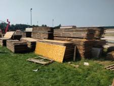 Leerdams timmerdorp heeft bergen met hout over